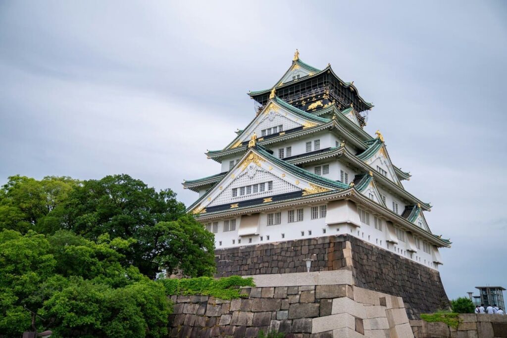 Osaka Castle: A Majestic Monument of Japanese History and Culture ...